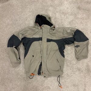 Columbia Two-Tone Olive and Dark Gray Omni-Tech Hooded Shell